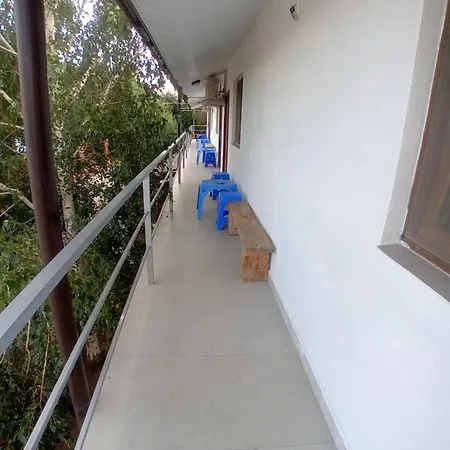 Lebada Neagră Pensiune