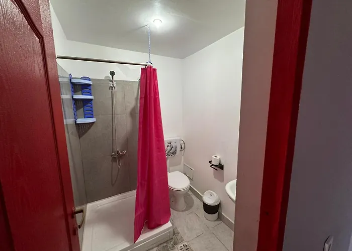 Lebada Neagră Schitu